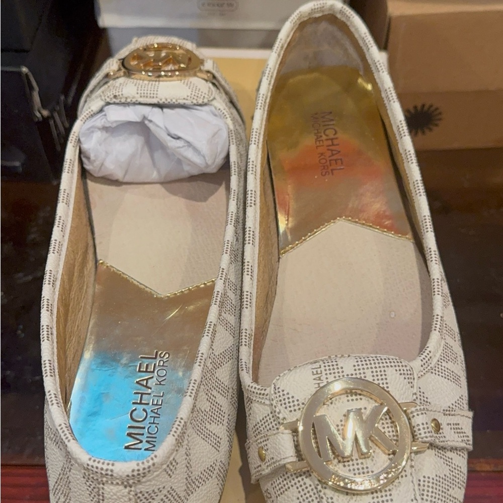 Michael Kors Cream Logo Ballet Flats with Gold MK Emblem